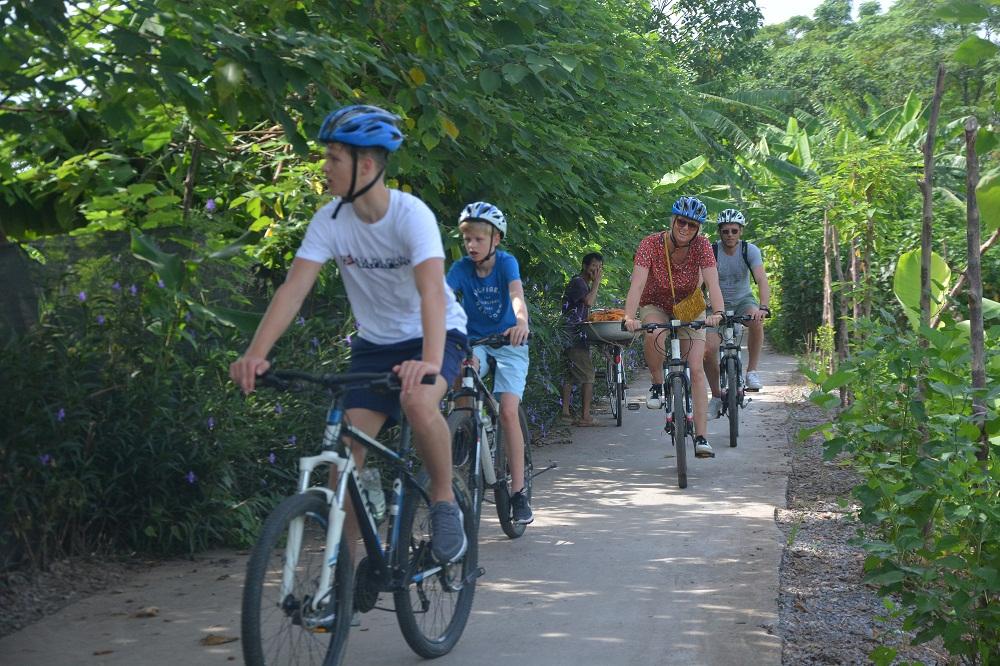 Hanoi Bicyle Tours: Bicycle Tours Hanoi City Half Day