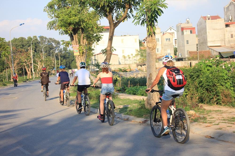 Hanoi Bicyle Tours: Bicycle Tours Hanoi City Half Day