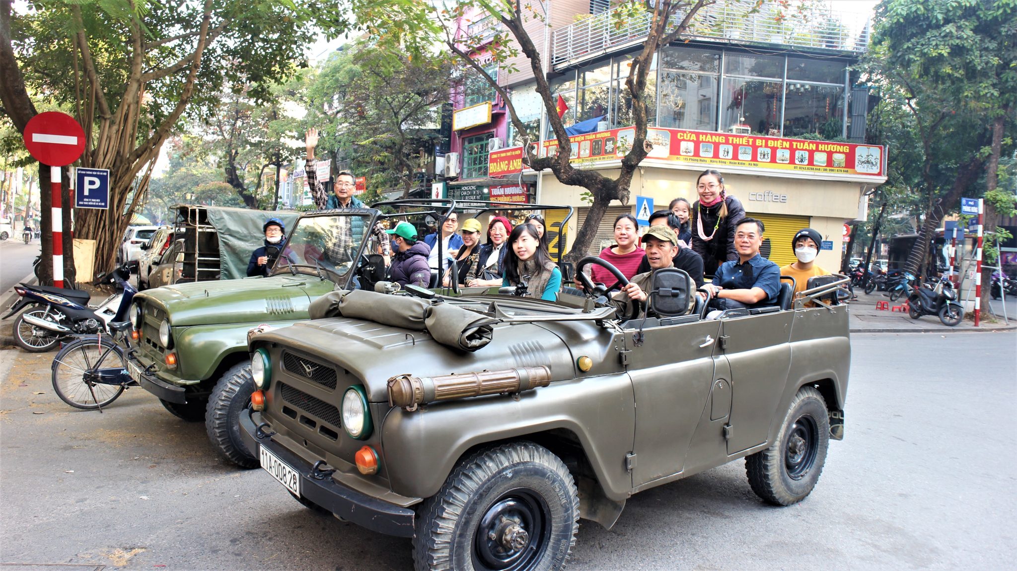 Hanoi Jeep Tours Led By Women: Hanoi Countryside Jeep Tours To Co Loa ...