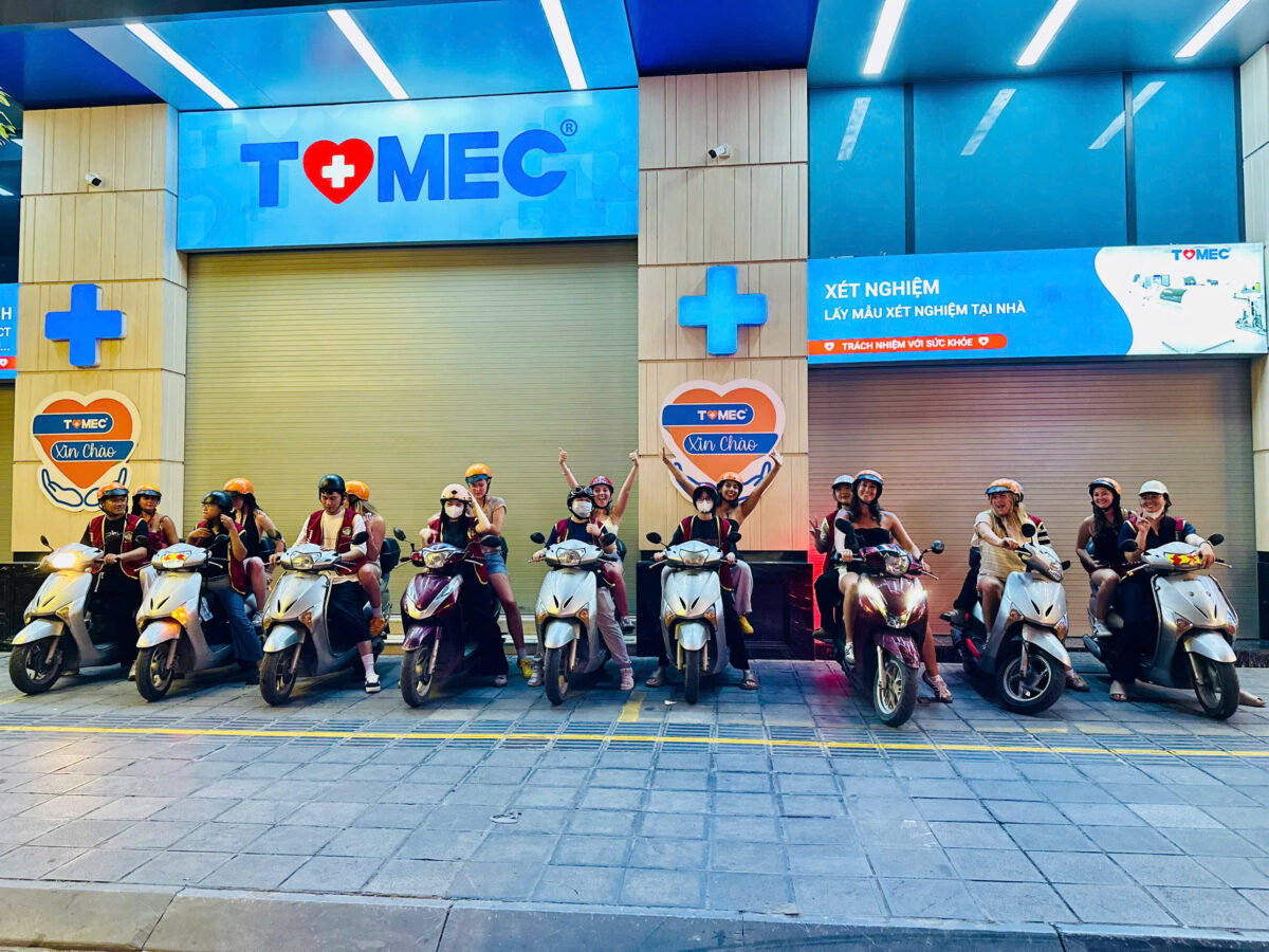 Hanoi Food Tours Led By Women: Hanoi By Night Foodie Motorbike Tour 