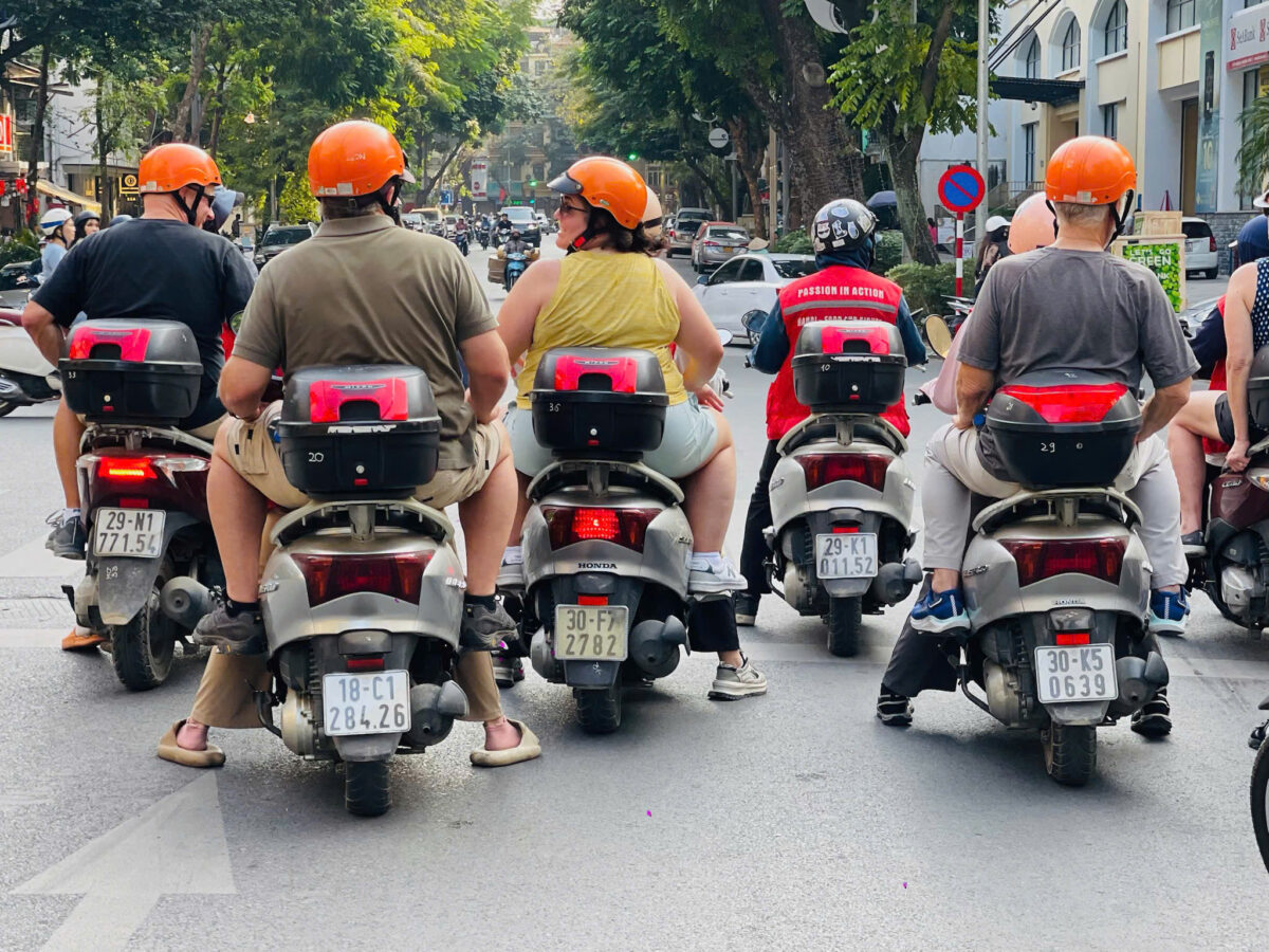Hanoi Food Tours Led By Women: Hanoi By Night Foodie Motorbike Tour 