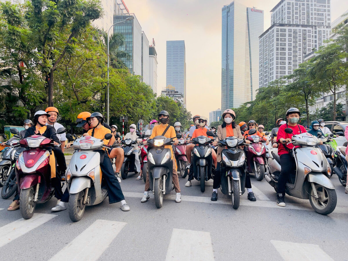 Hanoi Food Tours Led By Women: Hanoi By Night Foodie Motorbike Tour 