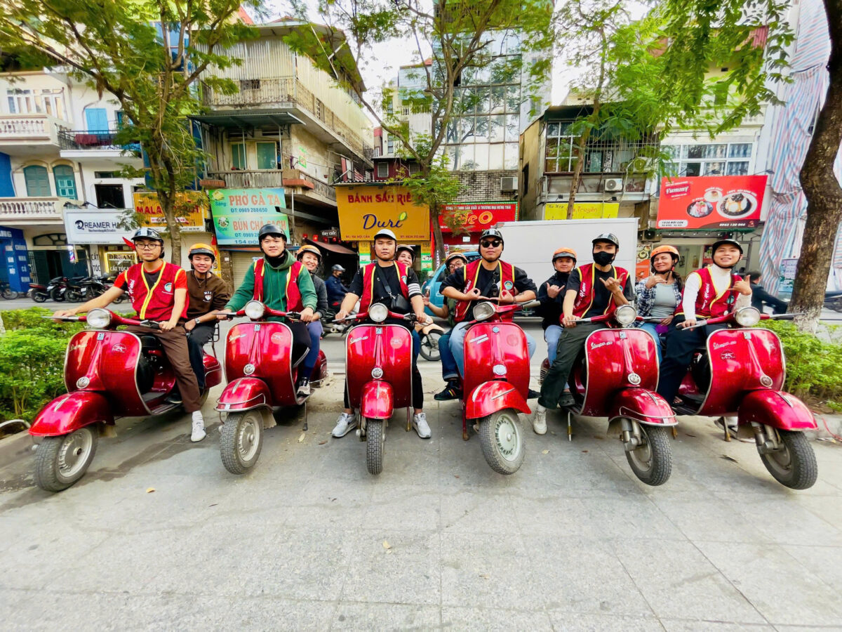 Hanoi Vespa Tours: Hanoi Countryside Vespa Tours