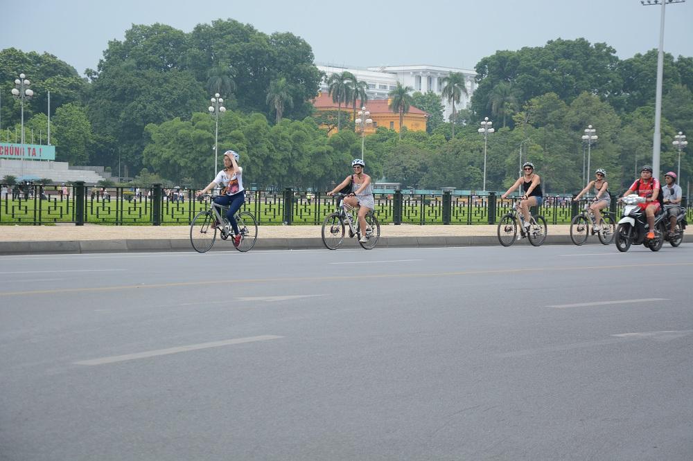 Hanoi Bicyle Tours: Bicycle Tours Hanoi City Half Day