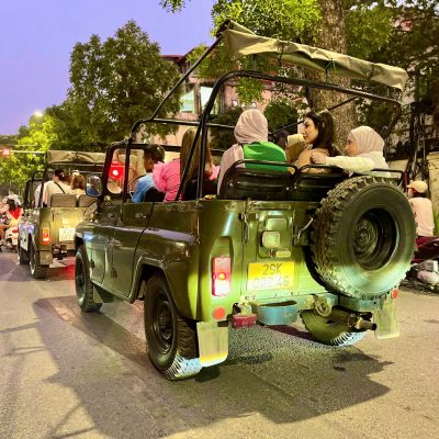 “Sit back and relax as you’re guided through the city’s best sights, all from the comfort of a breezy, vintage Jeep.”