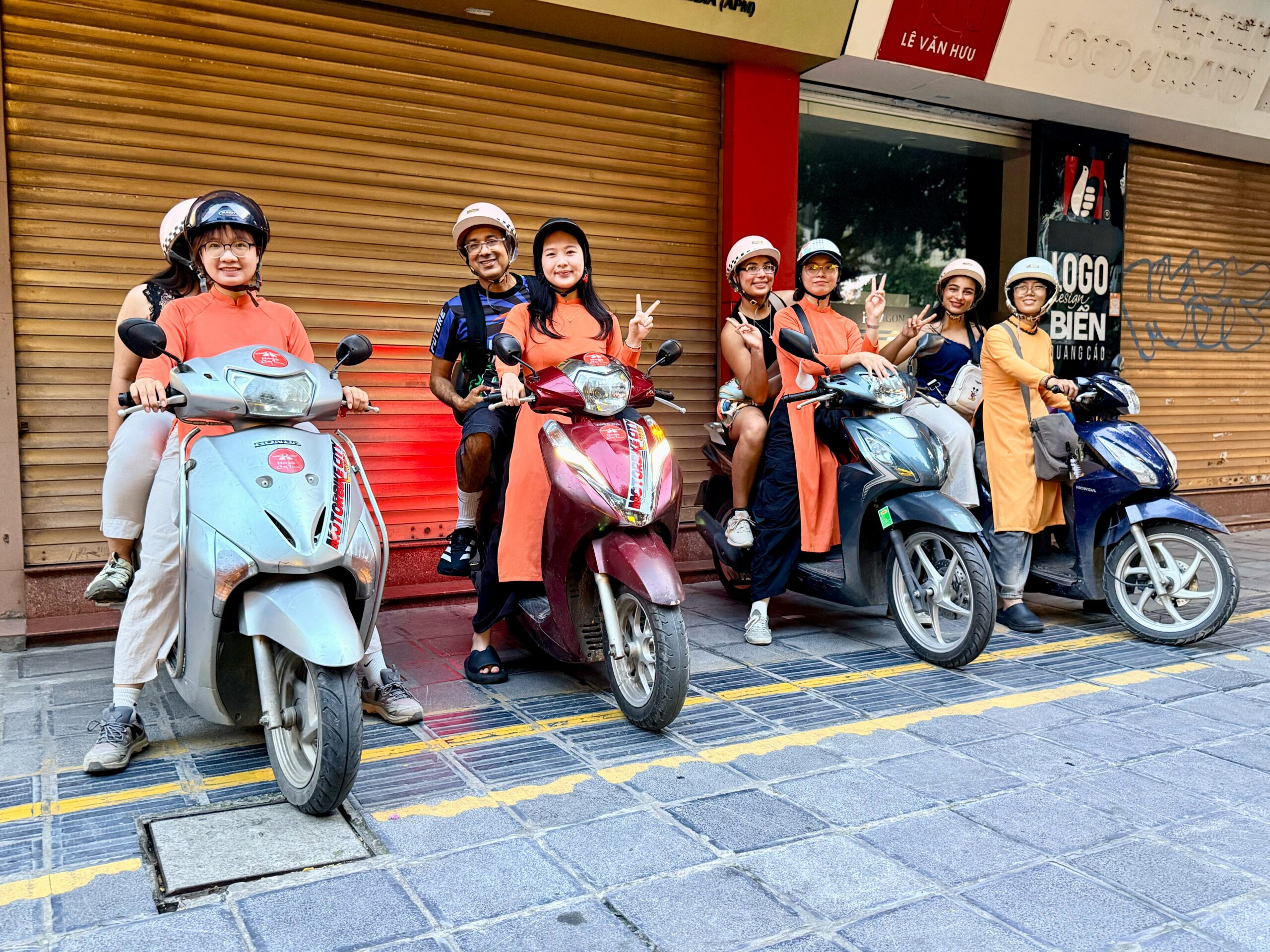 Hanoi Vespa Tour in Winter: Weather, Clothing and Comfort Hanoi Vespa Tour in Winter: Weather, Clothing and Comfort